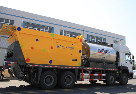 鄭州同步碎石封層車(chē)